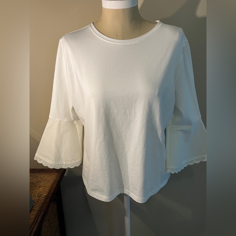 Sara Campbell pima cotton flare sleeve top. Size XL